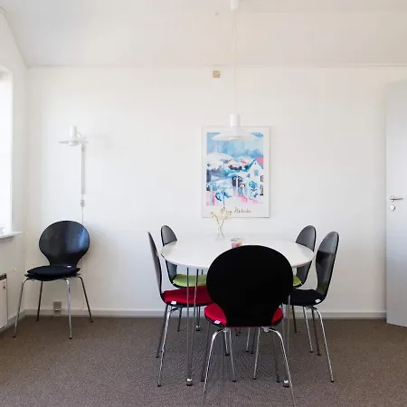 6 Person Holiday On A In Apartamento Rudkøbing