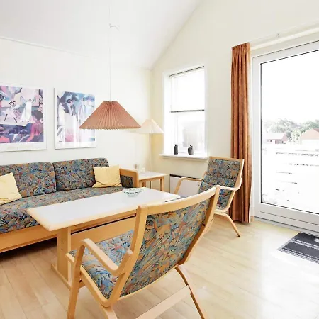 6 Person Holiday On A In Apartamento Rudkøbing